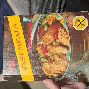 Vintage - Family Circle Fast Meals Cookbook